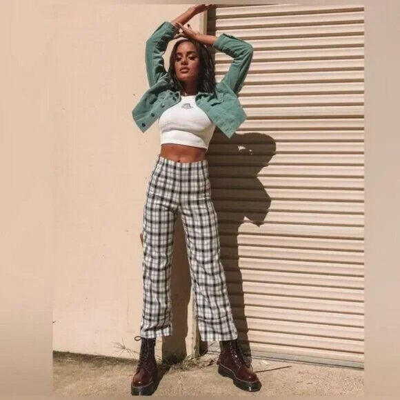 Princess Polly size 0 Euros pants black/white plaid - Picture 3 of 5